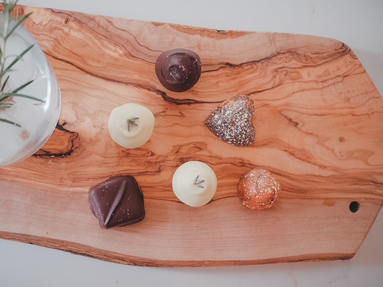 Botanicals Seasonal Caramels & Ganache Collection