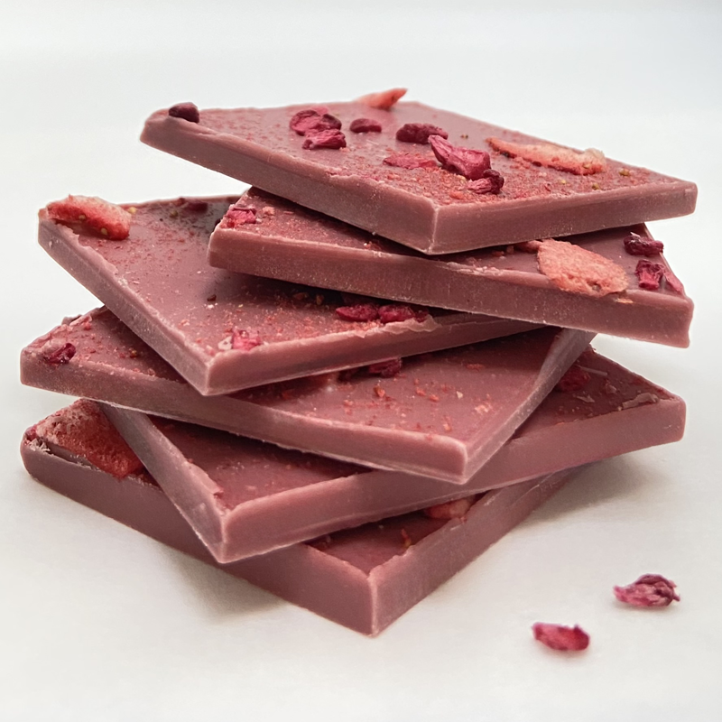 Ruby & Berries Chocolate Shards – CocoCaramel